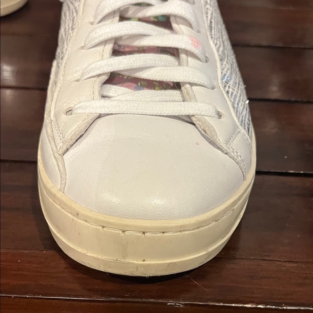P448 Women's White and Silver Textured Sneakers - Picture 14 of 16